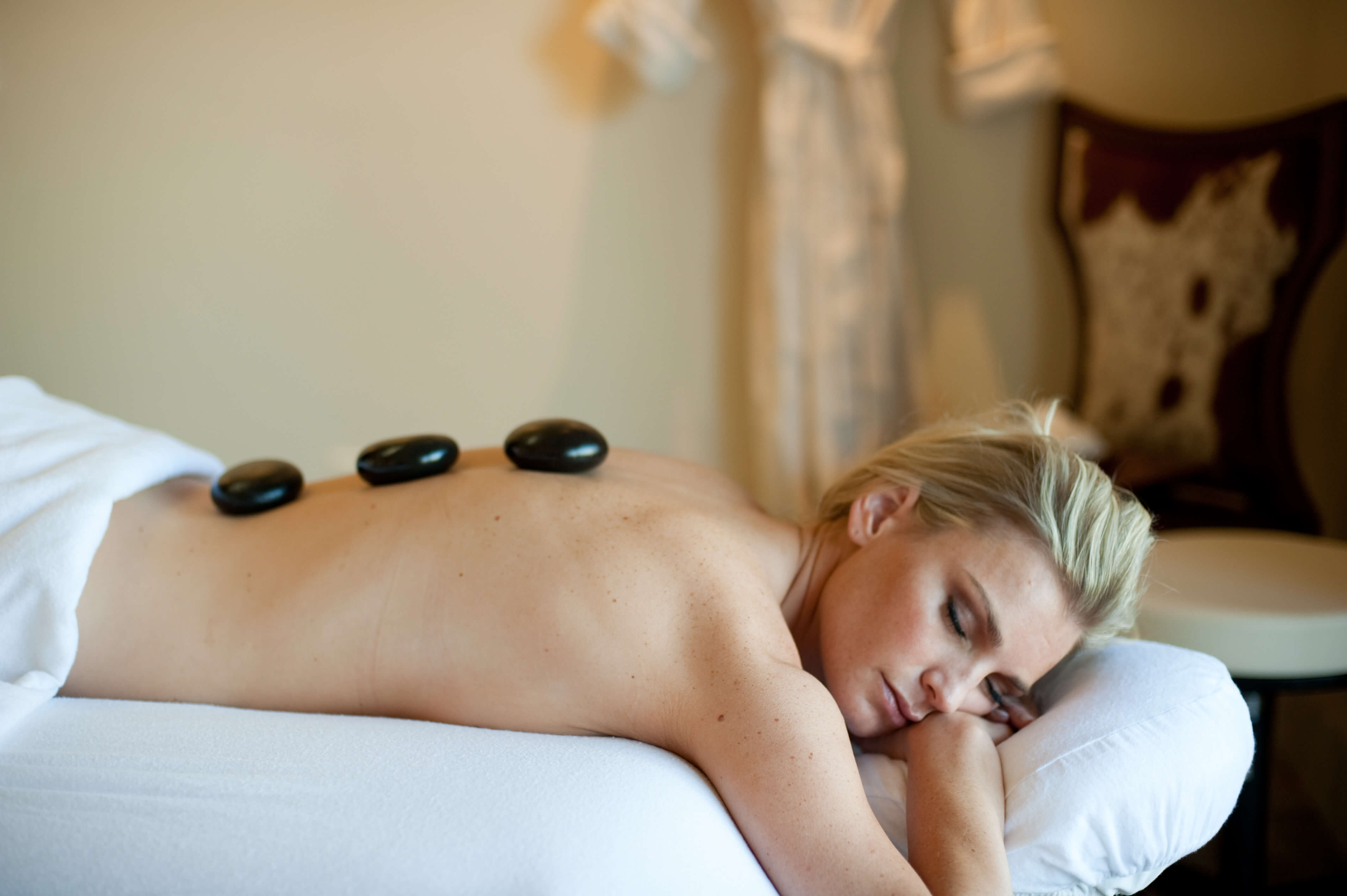 Hot stone spa treatment